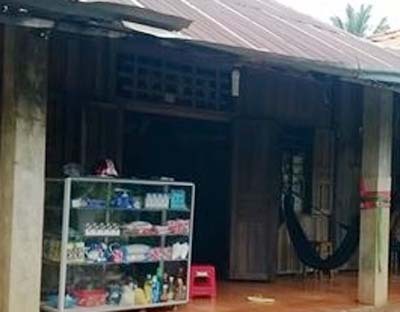 Tạt a xít giết chết chồng rồi treo cổ tự vẫn vì ... yêu