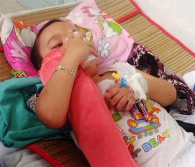 Vụ cháu bé bị “khoan” vào vùng kín: Gia đình quyết kiện đến cùng