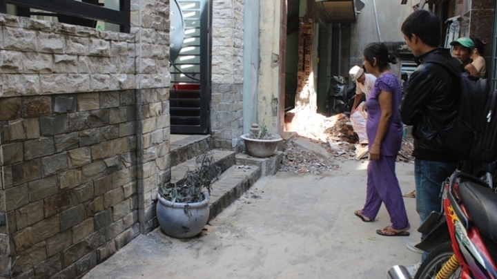 Người đàn ông tưới 5 lít xăng tự thiêu: Người cha bỏ đi 10 năm về tìm con