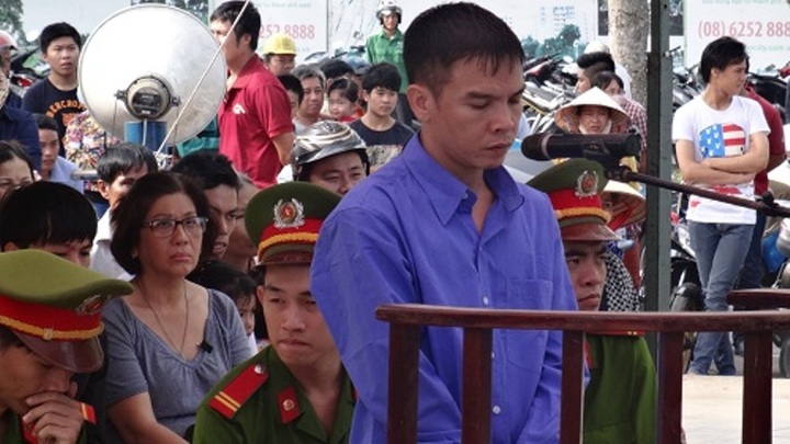 Bị đòi tiền bảo kê, giang hồ đất Cảng nổ súng bắn người
