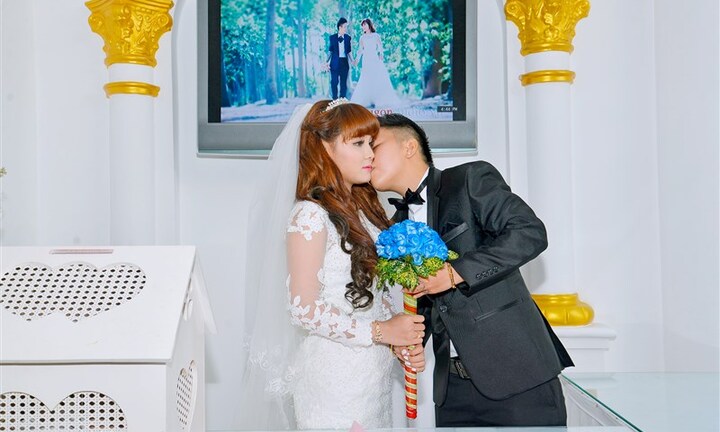 Đám cưới đồng tính nữ gây xôn xao Trà Vinh