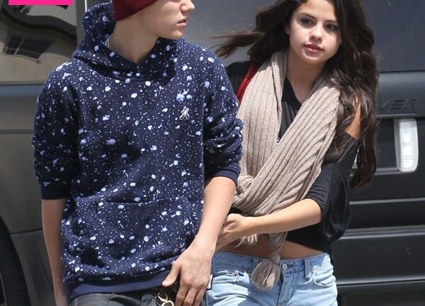 Selena bác bỏ tin đồn từng mang thai và sảy thai