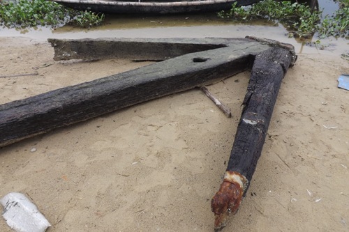 Nhượng lại mỏ neo khổng lồ cho bảo tàng với giá gần 11 triệu đồng