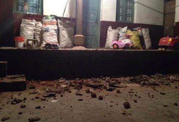 Nhà cao tầng Hà Nội rung lắc vì dư chấn động đất ở Trung Quốc