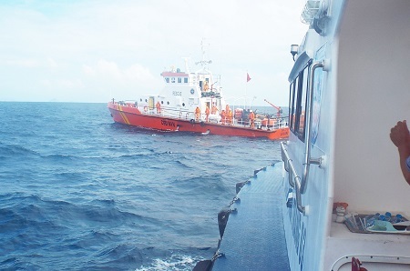 Tàu Phúc Xuân 68 đắm sâu 90m, thợ lặn 