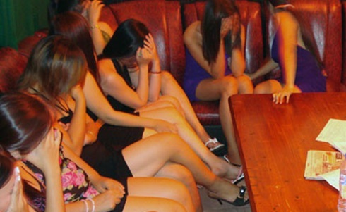 Nam giới, người chuyển giới bán dâm gia tăng