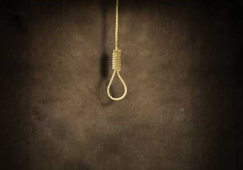 Nguyên giám đốc treo cổ tại phòng làm việc