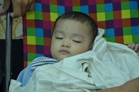 Đề nghị xét nghiệm ADN xác nhận mẹ bé trai bị bỏ rơi trên taxi