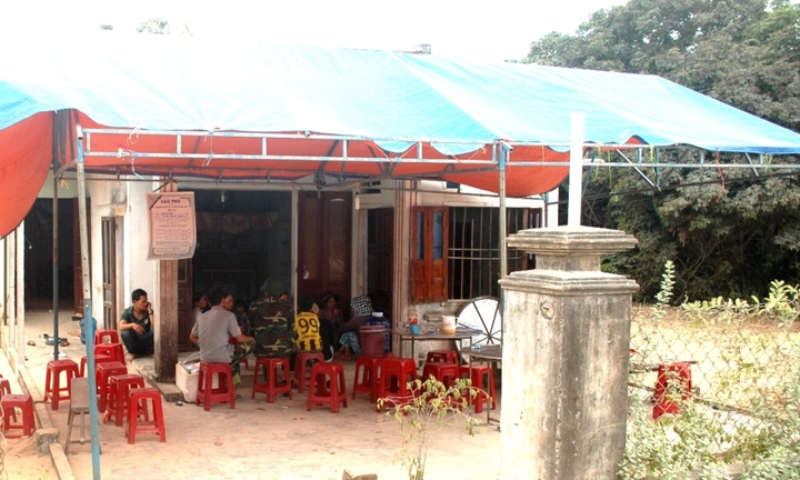 Nghẹn ngào đám tang thai phụ bị đâm chết trước ngày cưới