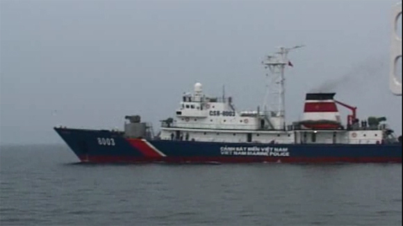 Tin tức Biển Đông: Tàu CSB 8003 liên tiếp bị tàu TQ tấn công