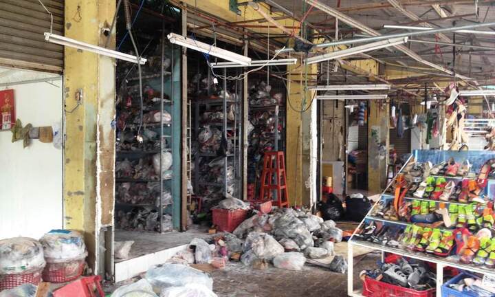 TP HCM: Chợ bốc cháy, tiểu thương chạy tán loạn