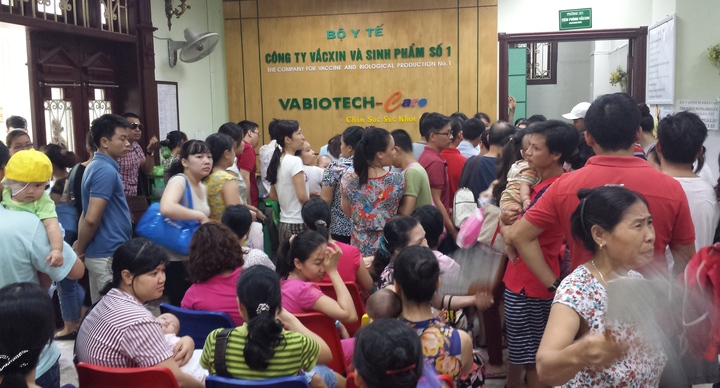 Hết vắc xin 5 trong 1: Người dân không nên lo ngại