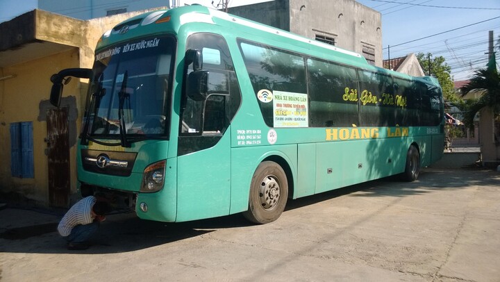 Dắt mối khách, tài xế xe ôm bị nhà xe đánh trọng thương