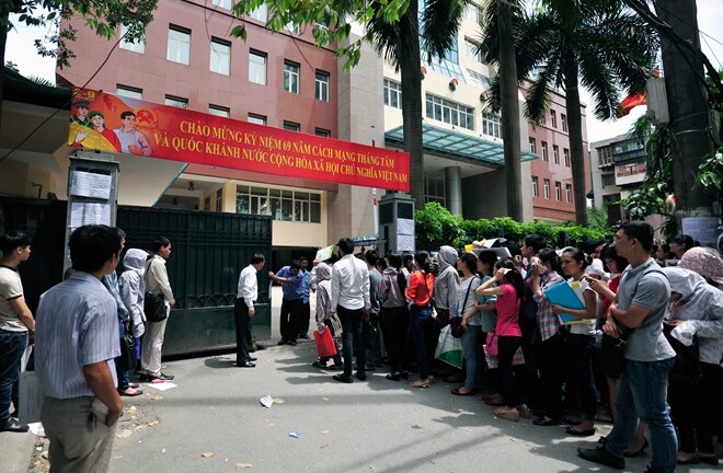 Thi tuyển công chức ở Hà Nội: Lo ngại 