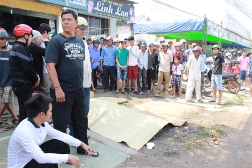 Trên đường đi làm bị xe tải cán tử vong tại chỗ