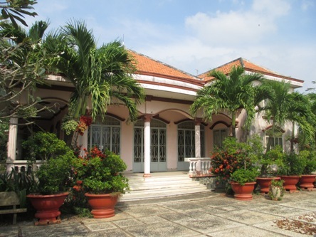 Bác tin đồn ma mị về tiếng ca của gái đồng trinh ở Cao Gia Trang