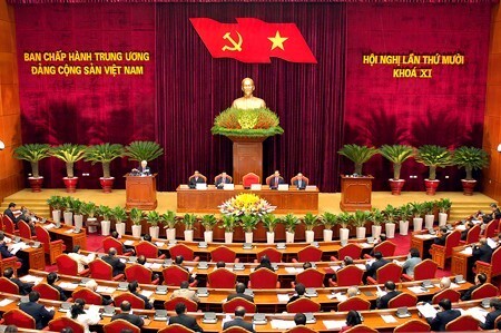 Ngày làm việc đầu tiên Hội nghị Trung ương X
