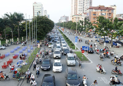 TP HCM đề xuất để sở hữu xe ô tô phải có chỗ đậu xe