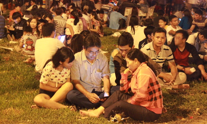 Đồng Nai: Háo hức ngắm pháo hoa chào xuân 2015