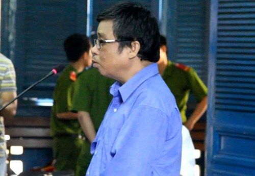 Giả mạo trưởng phòng nhân lực Vietnam Airlines, lừa đảo tiền tỷ