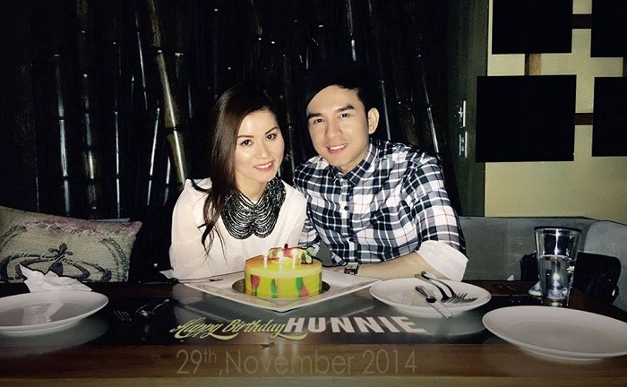 Đan Trường hạnh phúc mừng sinh nhật bên bà xã