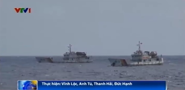 Tàu TQ rọi đèn pha công suất lớn uy hiếp tàu CSB VN