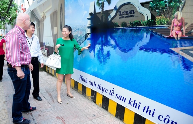 Thu Minh bụng bầu lùm xùm cùng chồng Tây đi xem nhà mới mua 85 tỷ