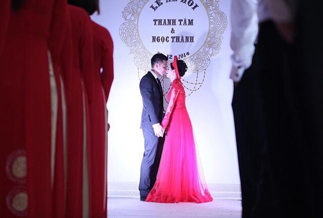 Hé lộ toàn cảnh đám hỏi của hot girl Tâm Tít