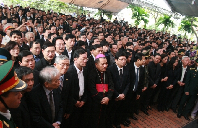 Ông Nguyễn Bá Cảnh nói gì trong lễ truy điệu cha mình?