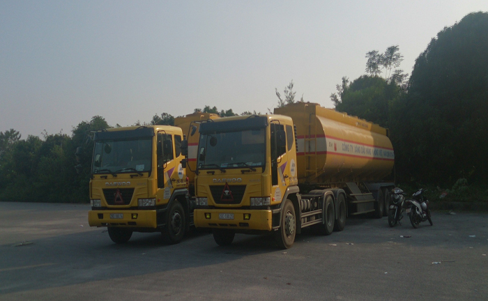 Mập mờ chất lượng xe chở xăng dầu hàng không vừa nhận đã hỏng