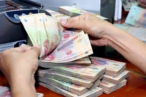 Nhân viên ngân hàng: Cả năm lo chỉ tiêu, cuối năm lo thưởng 