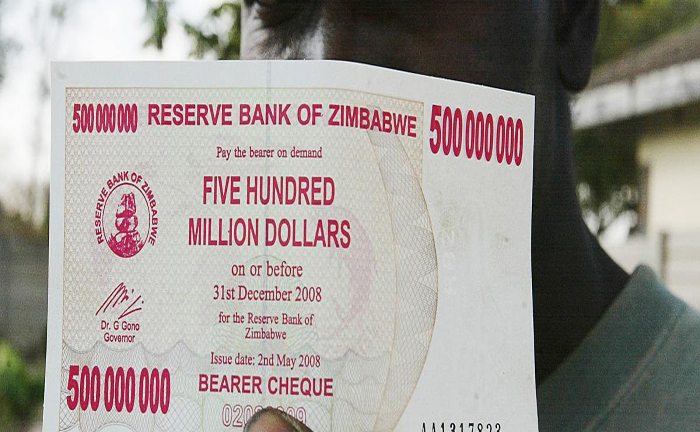 Cận Tết con Dê: Nhiều người đổ xô đi tìm vận đổi đời bằng tiền “độc”?