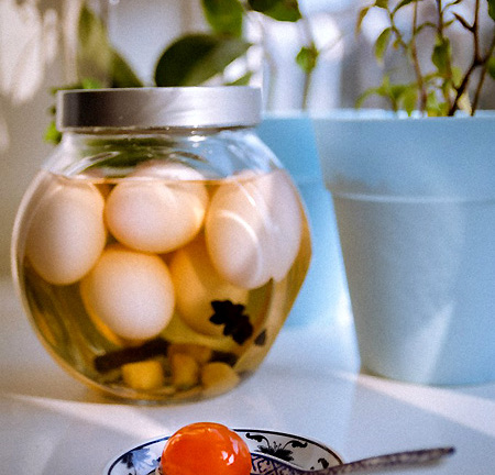 Tự làm trứng muối ngon như mua