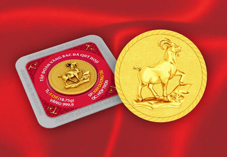 Ngày Vía Thần Tài, nhiều doanh nghiệp đua nhau tung 