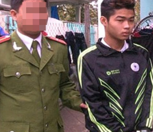 Bắt hot boy dụ bạn gái nhí “ăn trái cấm” rồi cùng đi chôm chỉa