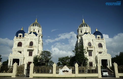 Cận cảnh lâu đài đôi choáng ngợp của đại gia Ninh Bình