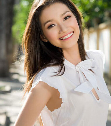 Trúc Diễm - mỹ nhân tài sắc vẹn toàn của showbiz Việt