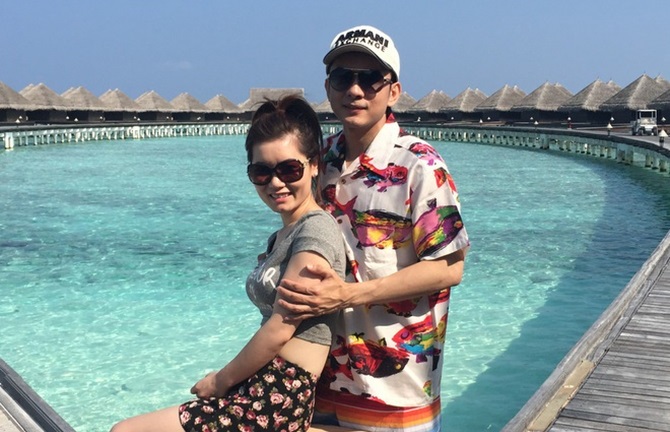 Đan Trường khoe ảnh tình tứ cùng vợ du ngoạn Maldives
