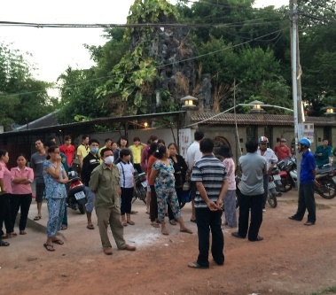 Sau Tết về thăm nhà, con kinh hoàng thấy xác cha treo cổ