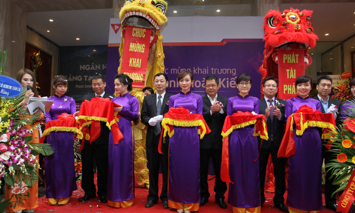 TPBank khai trương nhiều chi nhánh và điểm giao dịch mới