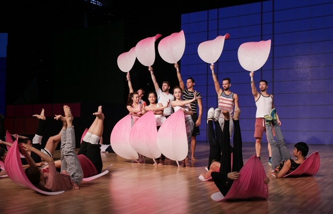 Liveshow 7 Bước nhảy hoàn vũ: Tràn đầy cảm xúc ngày 8/3