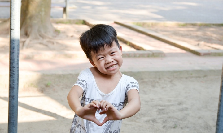 Cùng các em nhỏ khuyết tật nâng cánh những ước mơ