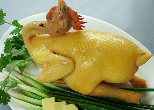 Bí quyết luộc gà ngon bằng nồi cơm điện