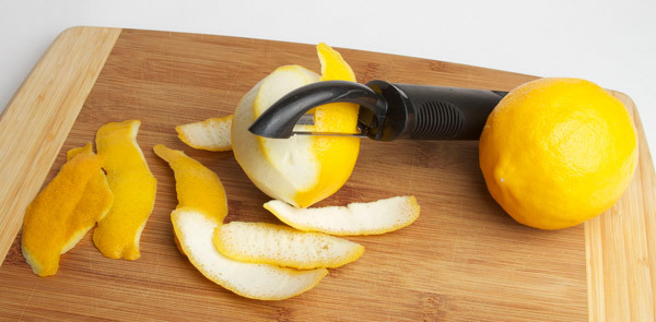 Những lợi ích khó tin từ vỏ chanh