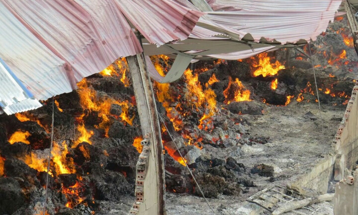 Cháy nhà máy nông sản: Lửa lại bùng phát, đang di dân khẩn cấp