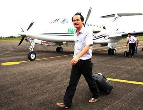 Tậu siêu máy bay 600 tỷ, bầu Đức bán máy bay cũ cho ai?