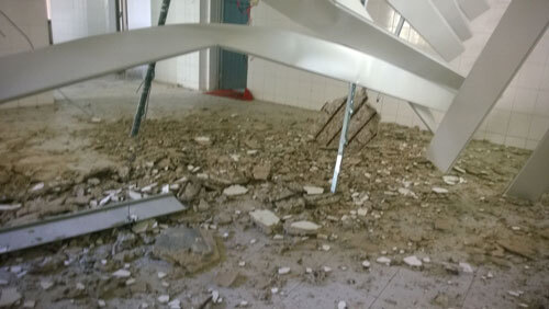 Bệnh viện trăm tỉ mới sử dụng đã xuống cấp