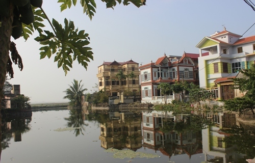 Làng biệt thự hoành tráng của những 