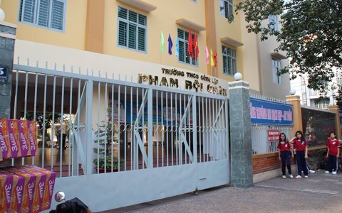 Nữ sinh lớp 6 tử vong sau khi bị cô giáo đánh vì không thuộc bài