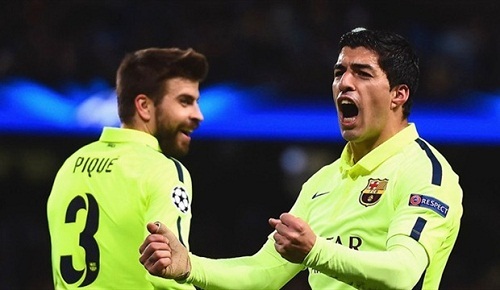 Video: Suarez lập cú đúp giúp Barca hạ gục Man City